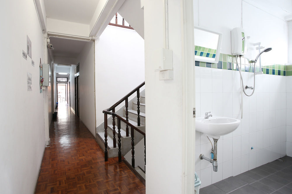The I Talay Room And Souvenir Krabi town Екстериор снимка