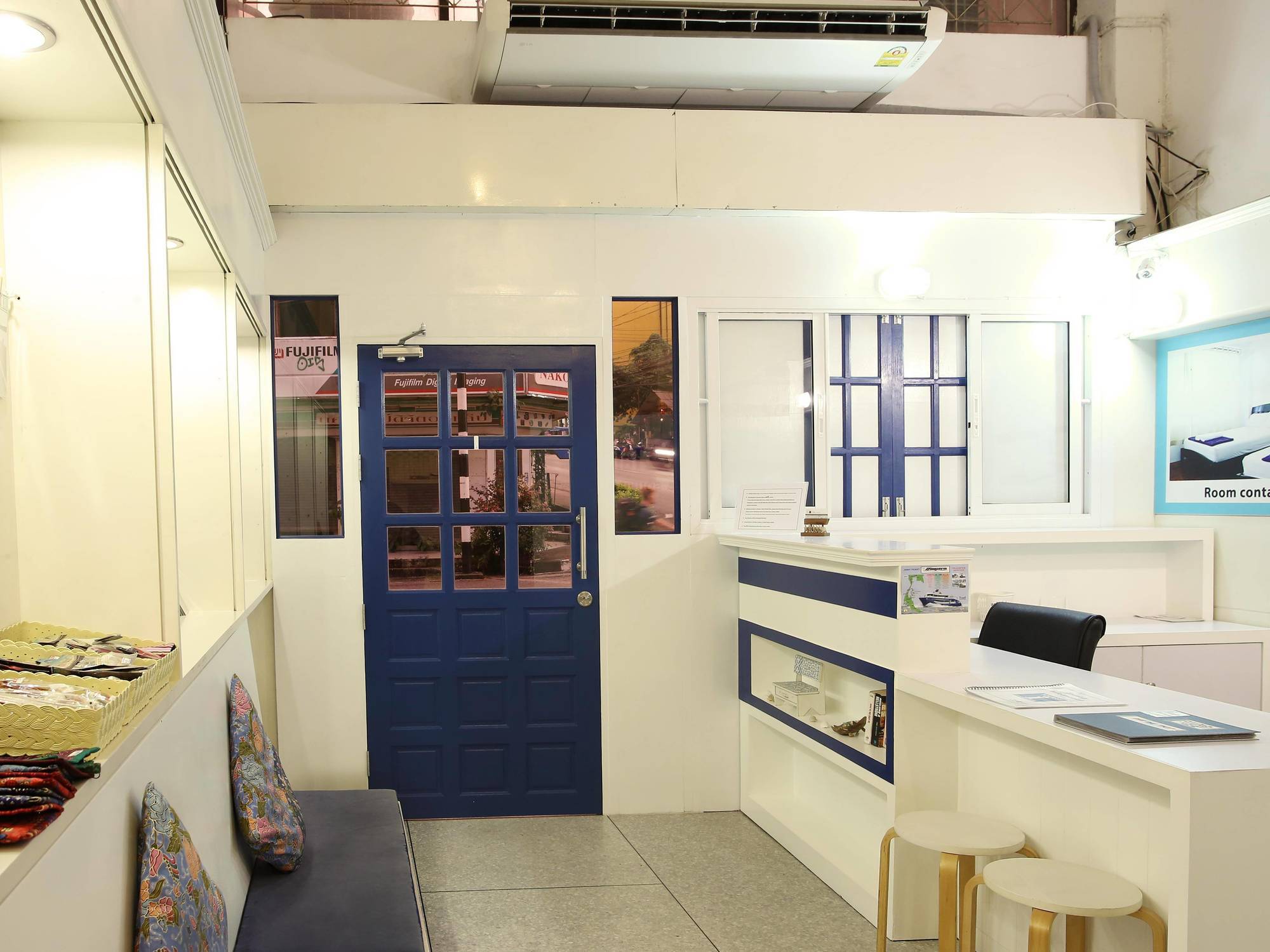 The I Talay Room And Souvenir Krabi town Екстериор снимка